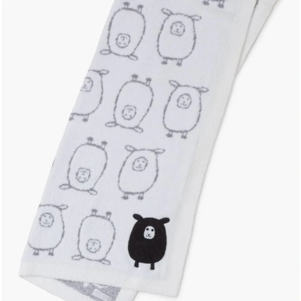 NWT Barefoot Dreams CozyChic black sheep stroller blanket- 30 x 40